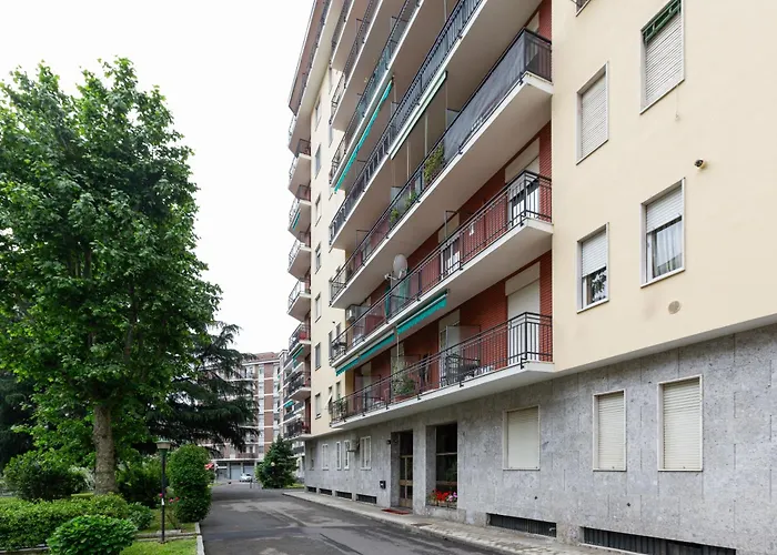 GuestHost - Cosy Apartment Milano- Bisceglie M1